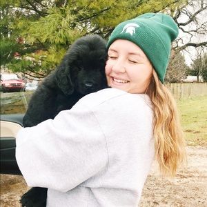 Meet your Posher, Emily